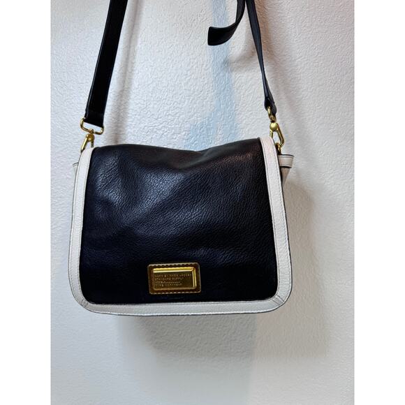 Marc by Marc Jacobs Workwear Leather‎ Crossbody Bag Black White Gold Logo - Picture 1 of 9
